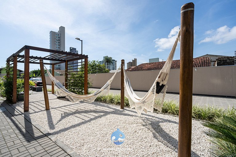 Ap Completo 150m da Praia Ar condicionado Piscina