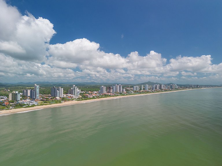 Apto a 150m da praia de Piçarras c/Lazer completo