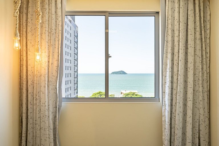 Vista Mar a 150 m da Praia c/ Wi-Fi Piscina