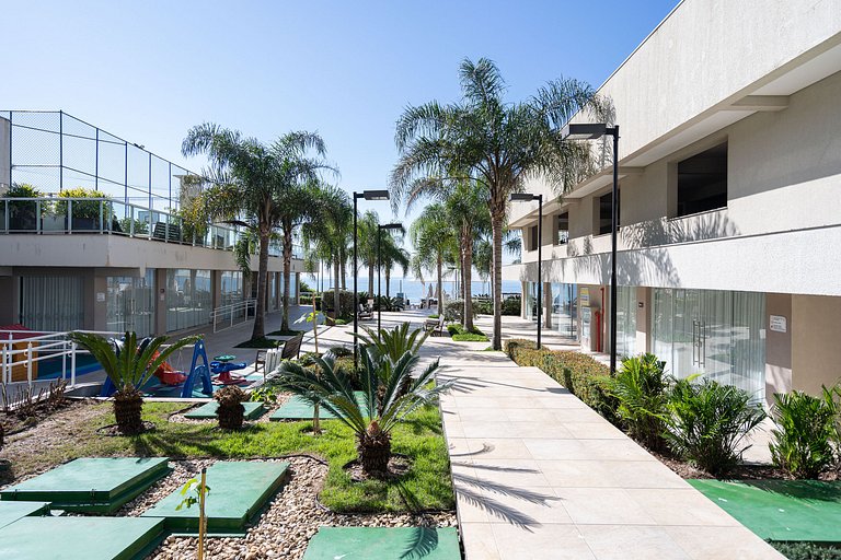 Frente Mar Home Club c/ Piscina Infinita e Lazer
