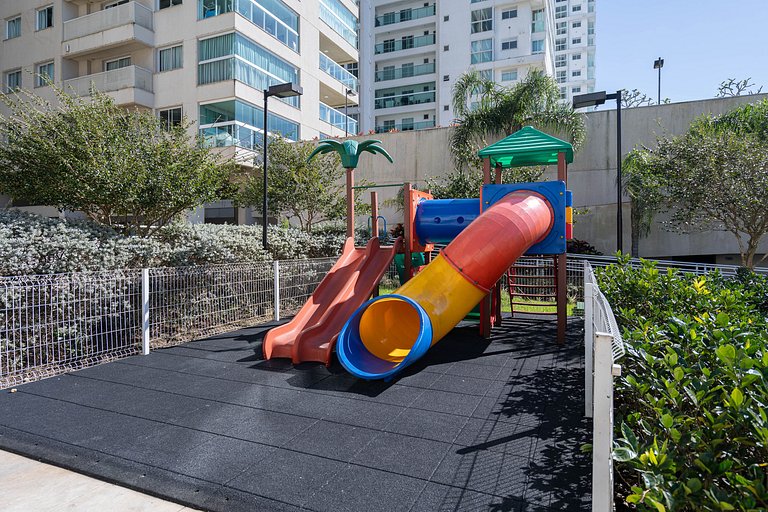 Frente Mar Home Club c/ Piscina Infinita e Lazer