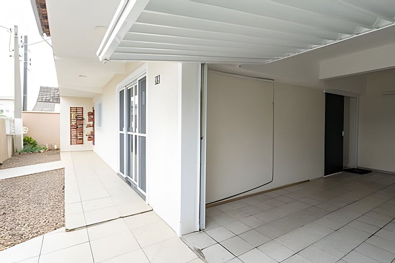 Casa Completa a 250m da Praia com Churrasqueira e Conforto T
