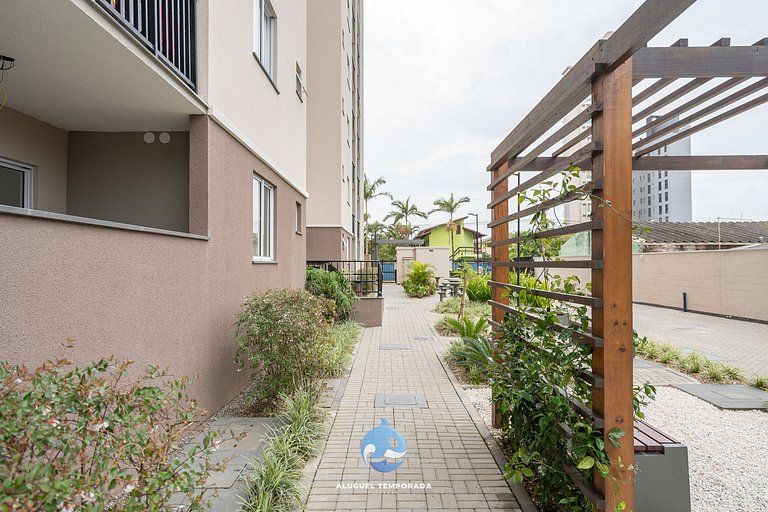 Apartamentos em Bal Piçarras 150 M DA PRAIA com Sacada Wi Fi