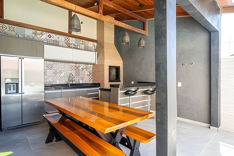 Casa completa c/Piscina Churrasqueira - Rita
