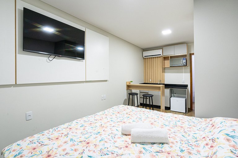 Studio A 350m PRAIA c/ Piscina, Ar condicionado