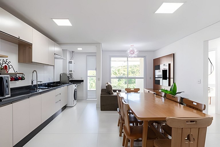 Ideal para Família! Conforto e Lazer - Pé na Areia