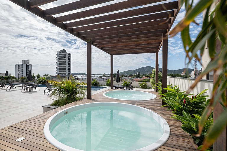 A 300m PRAIA c/Piscina Ar e 8min Beto Carrero