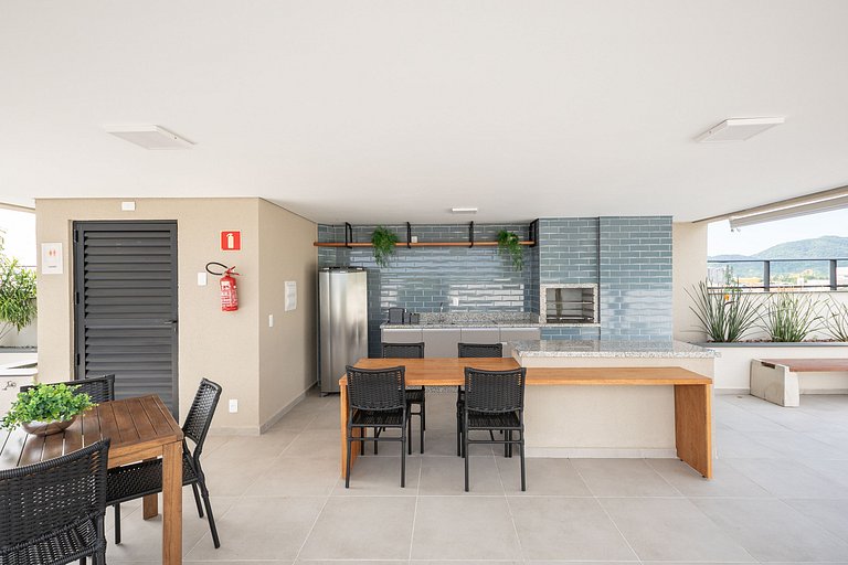 A 300m PRAIA c/Piscina Ar e 8min Beto Carrero