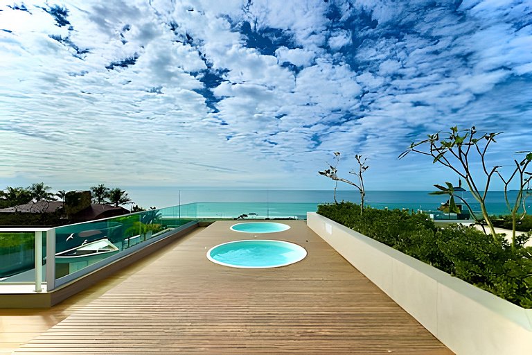 Ideal para Família! Conforto e Lazer - Pé na Areia