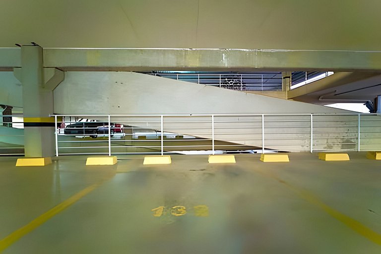 Apto completo c/Piscina + Churrasqueira privativa