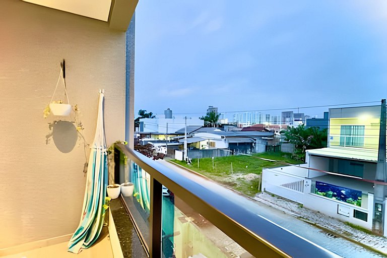 Churrasqueira Ar-condicionado Wi-Fi a 750m Praia