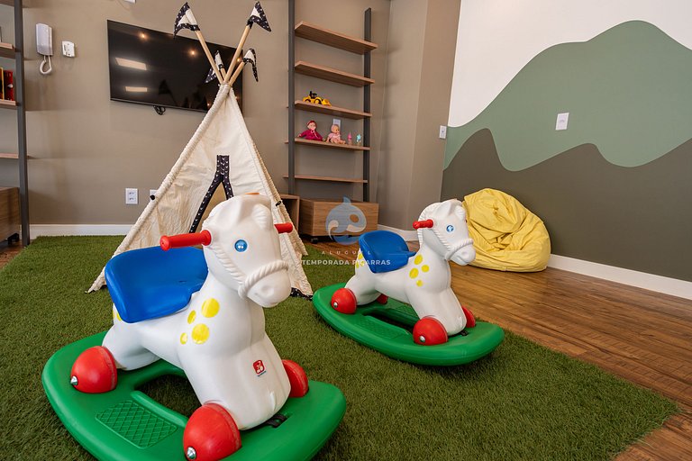 Apto em condomínio Resort Pé na Areia Completo