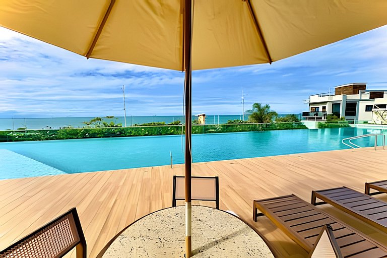 Ideal para Família! Conforto e Lazer - Pé na Areia