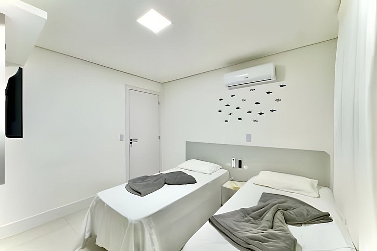 Ideal para Família! Conforto e Lazer - Pé na Areia