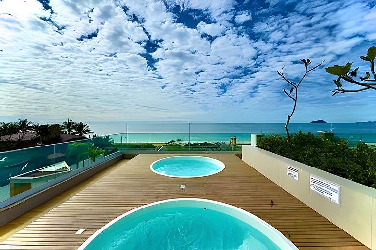 Ideal para Família! Conforto e Lazer - Pé na Areia