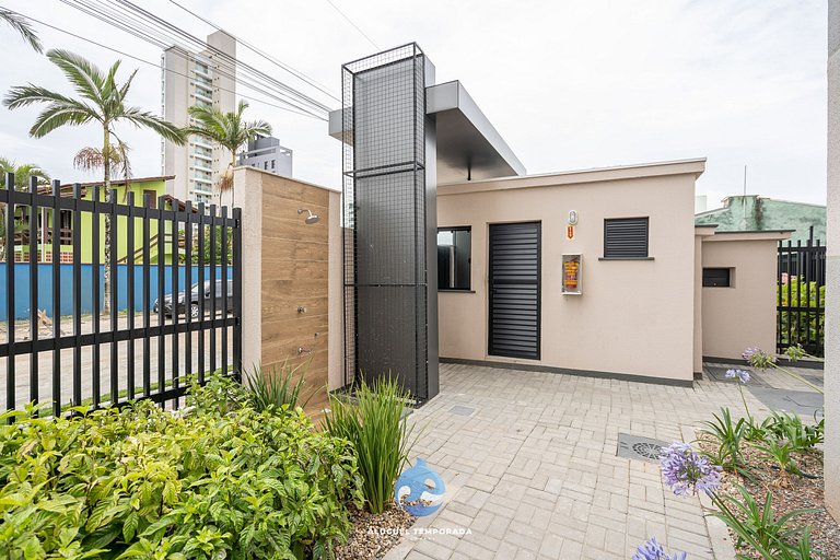 Apartamentos em Bal Piçarras 150m Praia com Sacada, Wi-Fi ,