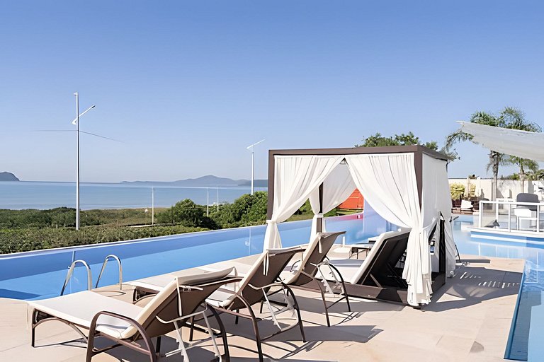 Frente Mar Home Club c/ Piscina Infinita e Lazer
