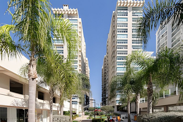 Frente Mar Home Club c/ Piscina Infinita e Lazer