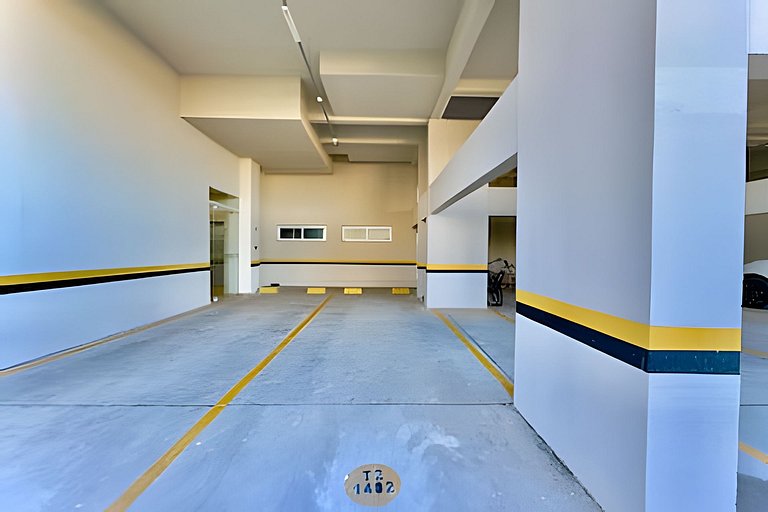Frente Mar Home Club c/ Piscina Infinita e Lazer