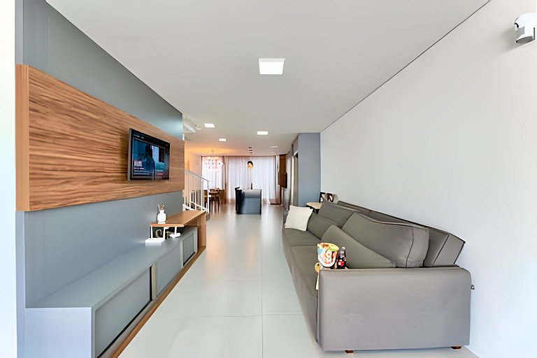 Casa Completa c/ 3 Suítes – a 400m da Praia