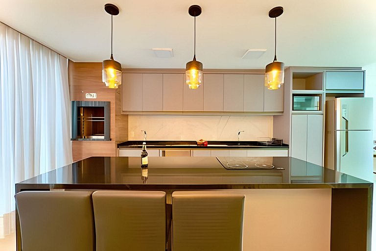 Casa Completa c/ 3 Suítes – a 400m da Praia