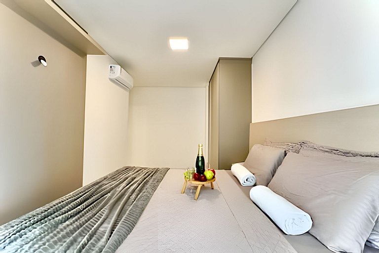 Summer Home Club Piçarras • 2 Quartos • Ar + Wi-Fi • Varanda