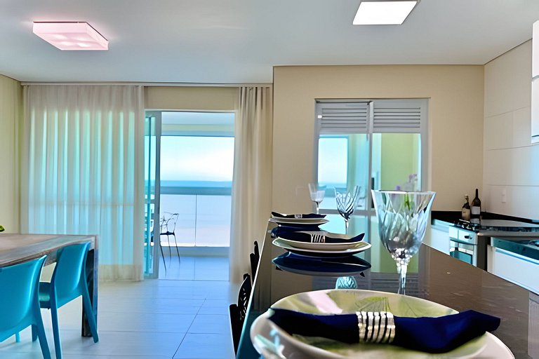 Frente Mar no Bali Beach c/Piscina e Churrasqueira