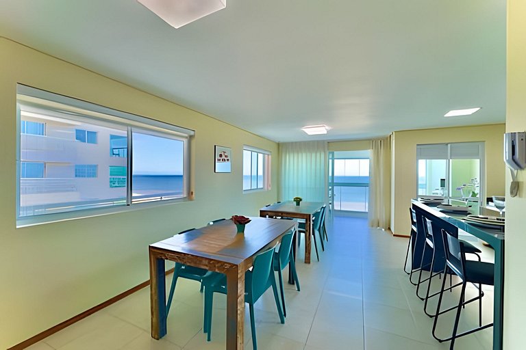 Frente Mar no Bali Beach c/Piscina e Churrasqueira
