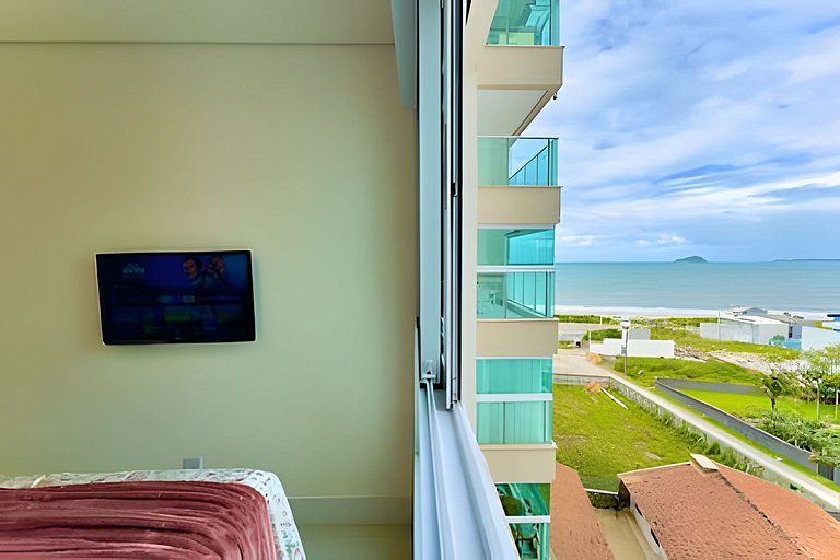 Summer Home Club • Pé na Areia com Vista Mar