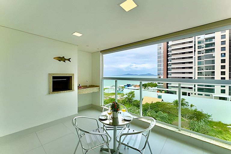 Summer Home Club • Pé na Areia com Vista Mar