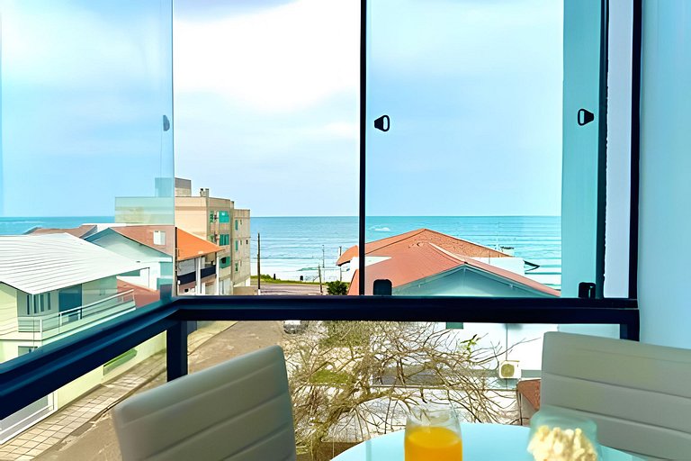 Apto Completo c/ Churrasqueira a 90 m da Praia