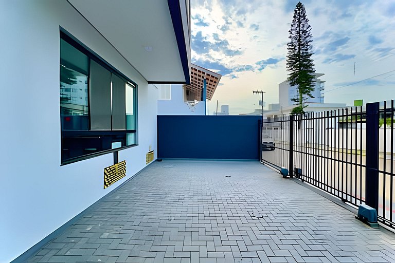 Apto Completo c/ Churrasqueira a 90 m da Praia