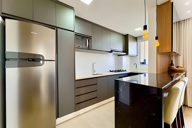 Vista Mar Piscina e Churrasqueira 150m da Praia