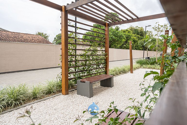 A 150 m Praia c/Piscina e Wi-FI e churrasqueira