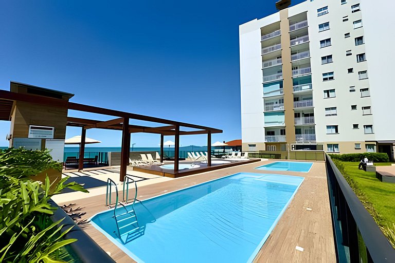 Beira-Mar Home Club Piscina, Lazer e Tranquilidade