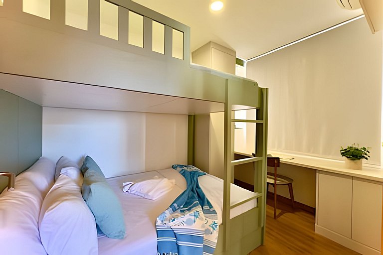 Pé na Areia c/ Piscina e Churrasqueira Privativa.