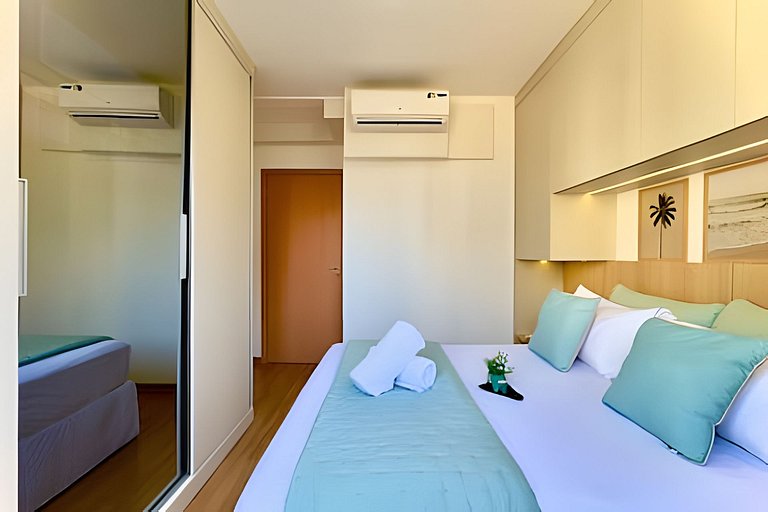 Pé na Areia c/ Piscina e Churrasqueira Privativa.