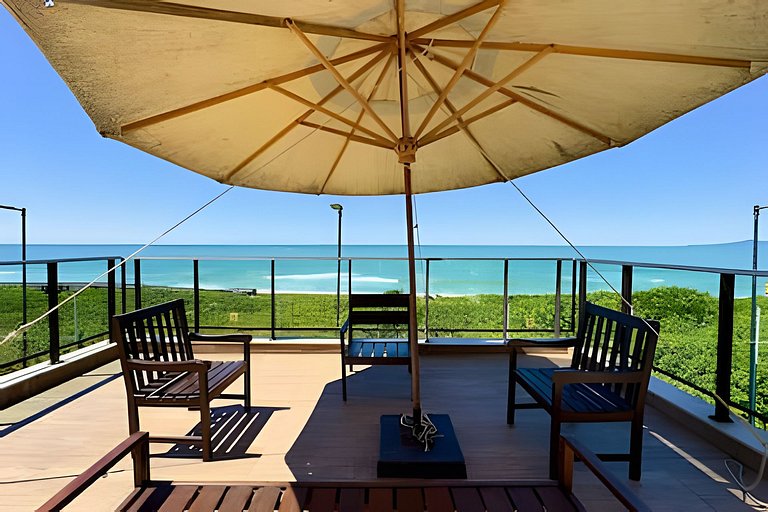 Pé na Areia c/ Piscina e Churrasqueira Privativa.