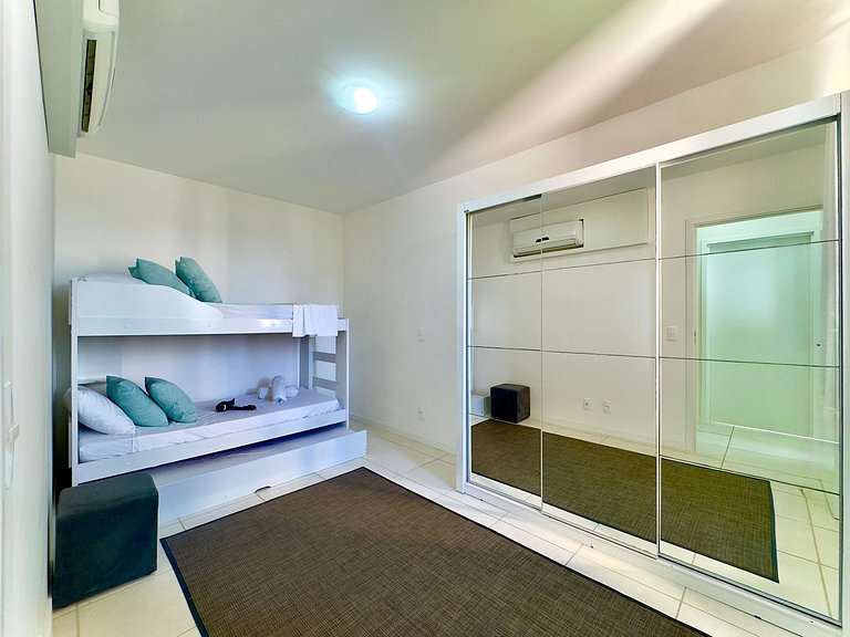 A 150m PRAIA c/Piscina Churrasqueira Wi-Fi