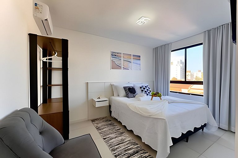 A 500m da PRAIA c/ piscina, Wi-Fi e churrasqueira