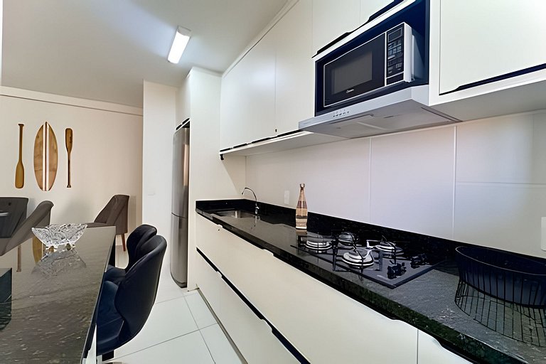 A 500m da PRAIA c/ piscina, Wi-Fi e churrasqueira