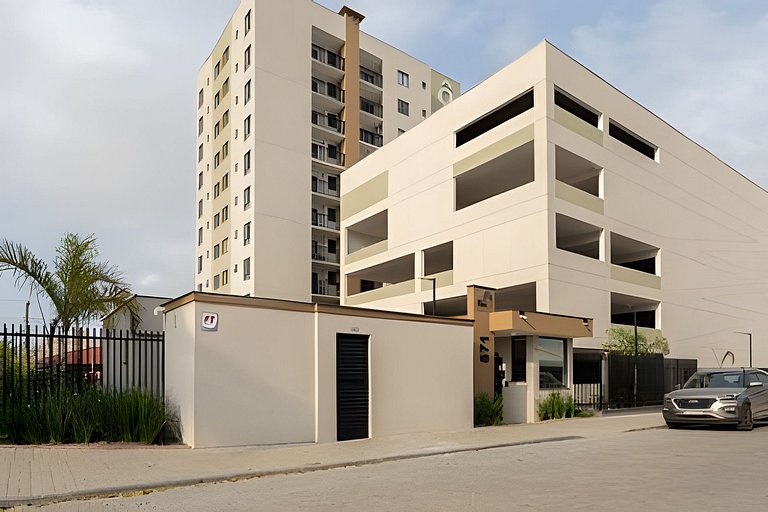 A 500m da PRAIA c/ piscina, Wi-Fi e churrasqueira