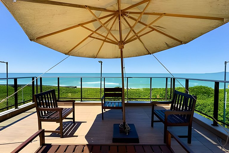 Pé na Areia c/ Piscina e Churrasqueira Privativa.