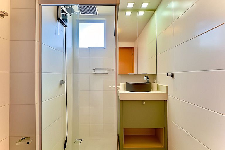 Pé na Areia c/ Piscina e Churrasqueira Privativa.