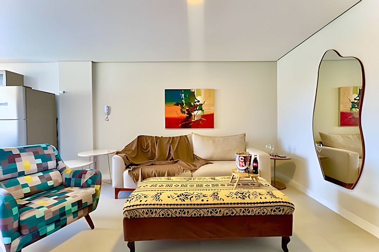 Refúgio a 450m da Praia com Wi-Fi e Churrasqueira