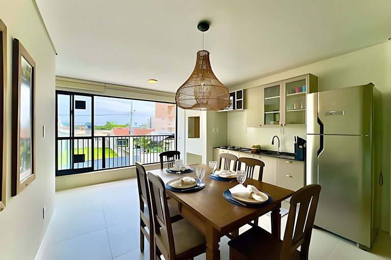 Refúgio a 450m da Praia com Wi-Fi e Churrasqueira