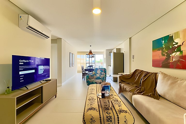 Refúgio a 450m da Praia com Wi-Fi e Churrasqueira