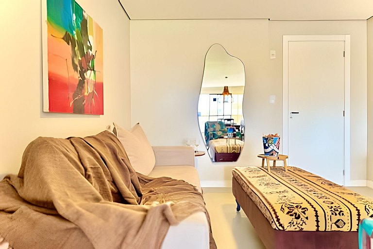 Refúgio a 450m da Praia com Wi-Fi e Churrasqueira