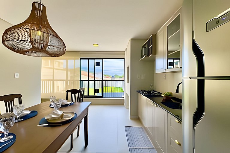 Refúgio a 450m da Praia com Wi-Fi e Churrasqueira