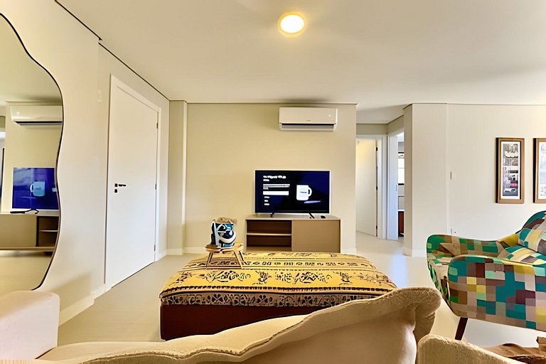 Refúgio a 450m da Praia com Wi-Fi e Churrasqueira